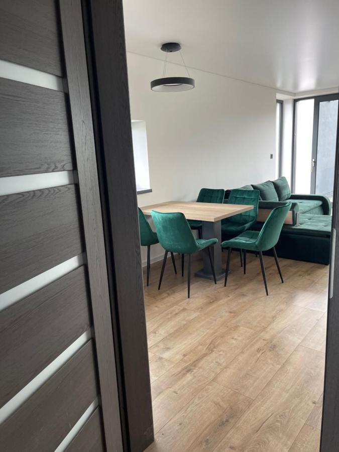 Luxury Apartments Maly Slavkov المظهر الخارجي الصورة